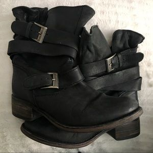 Steve Madden Boots